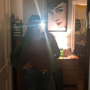 Meet your Posher, Idalia